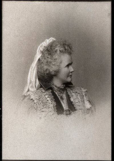 Porträt von Elisabeth von Wied (1843-1916), Königin von Rumänien von French Photographer